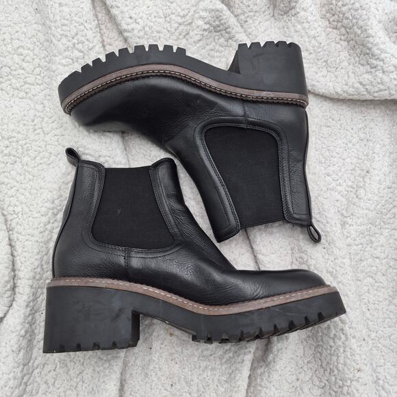 NEW Nordstrom Miah Water Resistant Chelsea Lug Boot black leather Womens size 9 - Picture 1 of 6